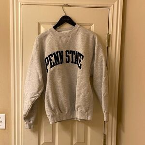 Gear For Sports Penn State Gray Crewneck Sweatshirt. Men’s Medium, gently worn.
